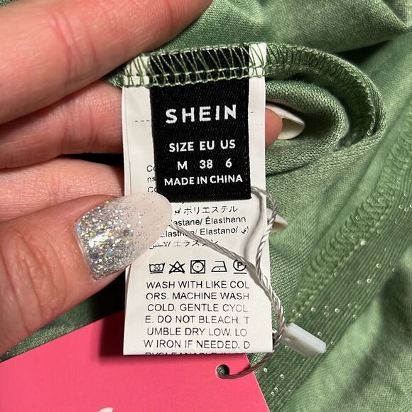 Women's Green Belle Knot Shoulder Backless Mermaid Hem Dress - Picture 9 of 10